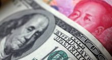 Guerra Comercial Dólar Yuan Moedas