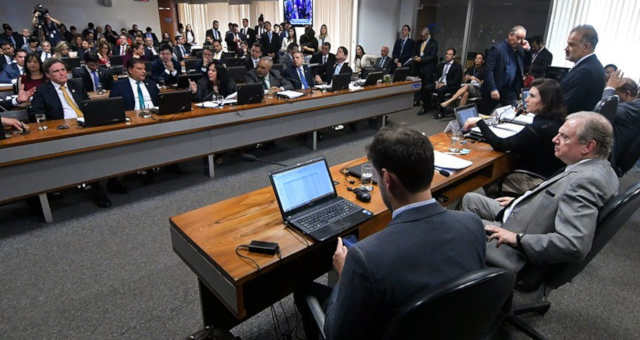 Senado CCJ 2