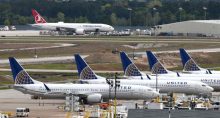 Aviões da United Airlines no aeroporto George Bush Intercontinental, em Houston, Texas