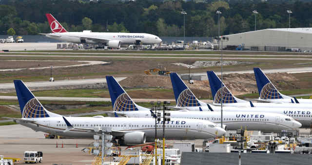 Aviões da United Airlines no aeroporto George Bush Intercontinental, em Houston, Texas