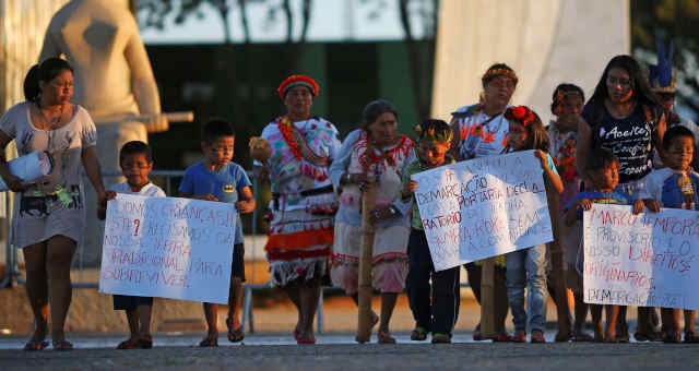 Protesto dos indígenas Guarani Kaiowá em frente ao Supremo Tribunal Federal, em Brasília marco temporal