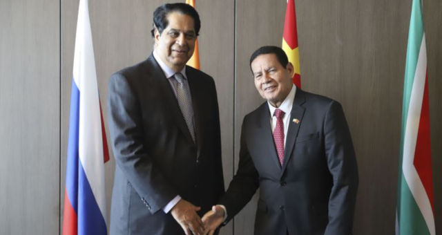 Mourão e o presidente NDB