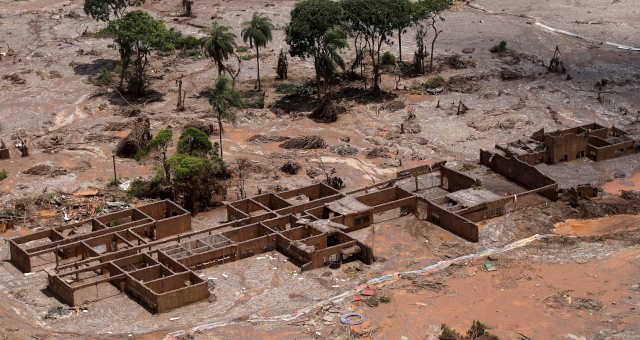 Samarco Mariana Mineração barragem indenização