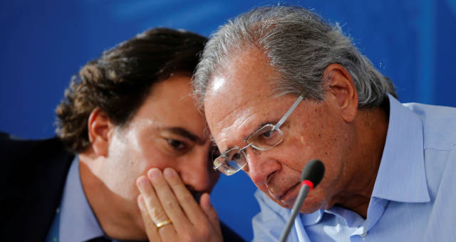 Paulo Guedes e Pedro Guimarães