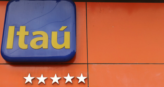 ITUB4 Itaú Unibanco