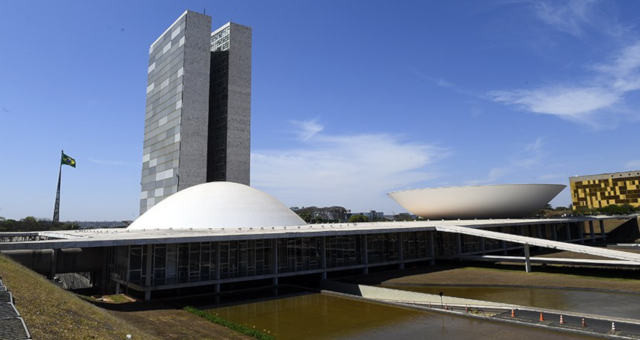 Congresso Senado Câmara dos Deputados 84