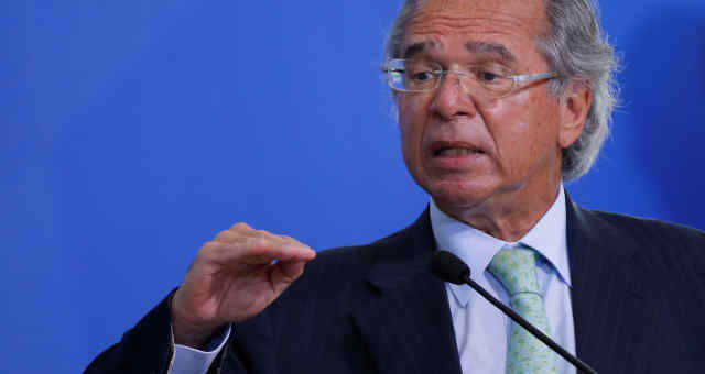 Ministro da Economia, Paulo Guedes, participa de cerimônia no Palácio do Planalto 19/08/2020 REUTERS/Adriano Machado