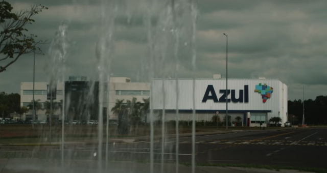 Azul AZUL4