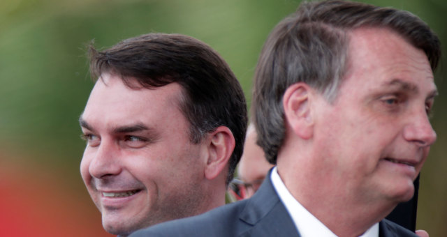 Flavio e Jair bolsonaro