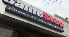 Fachada de loja da GameStop em Nova York