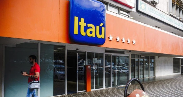 Itaú Unibanco ITUB4