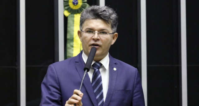 José Medeiros