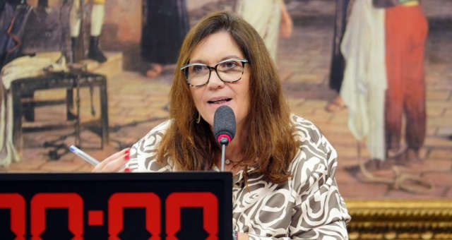 Bia Kicis presidente da CCJ