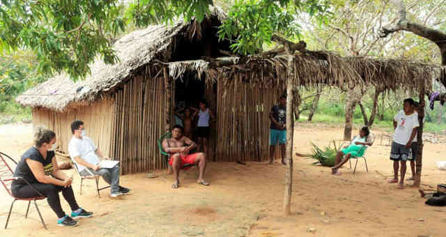 Índios