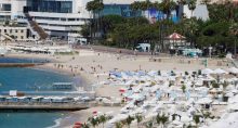 Vista da Riviera Francesa em preparação para o Festival de Cinema de Cannes