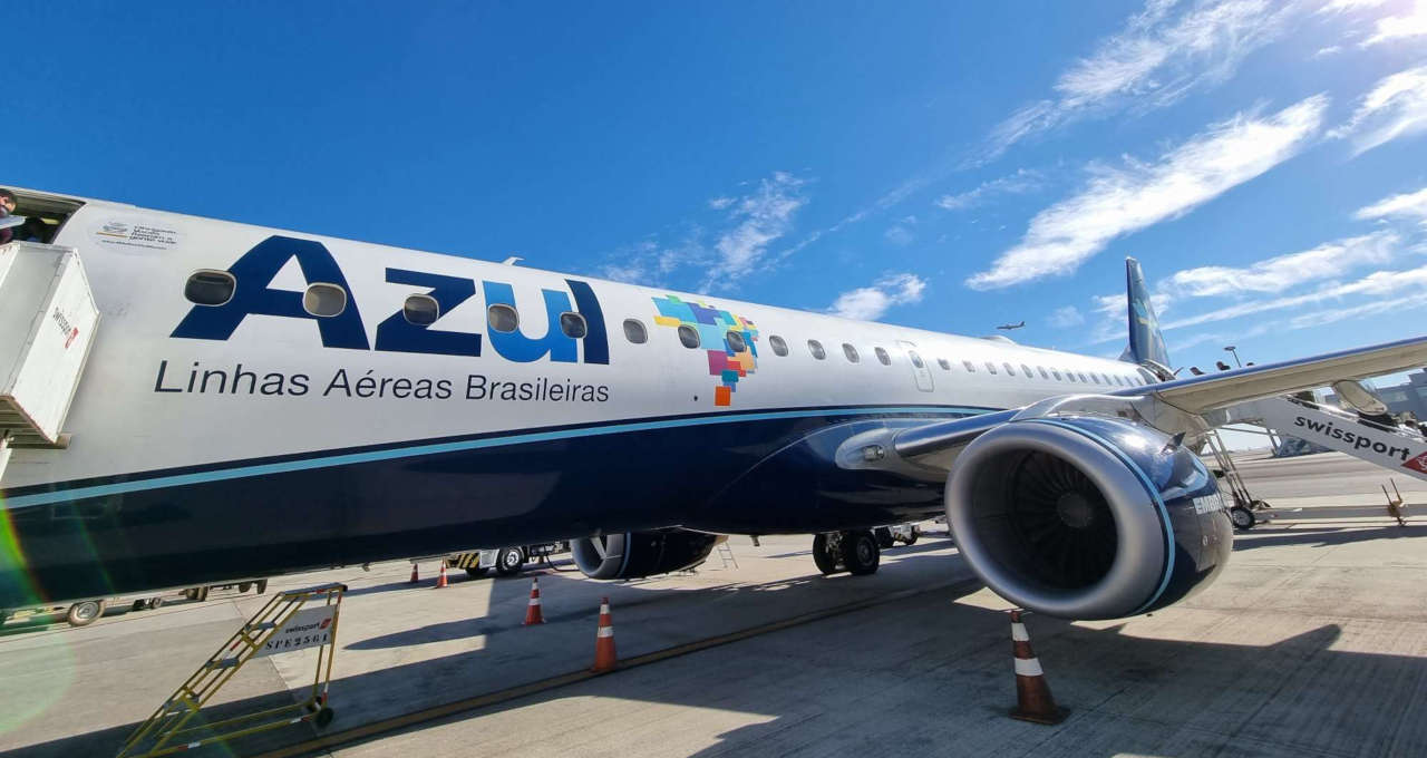 Azul