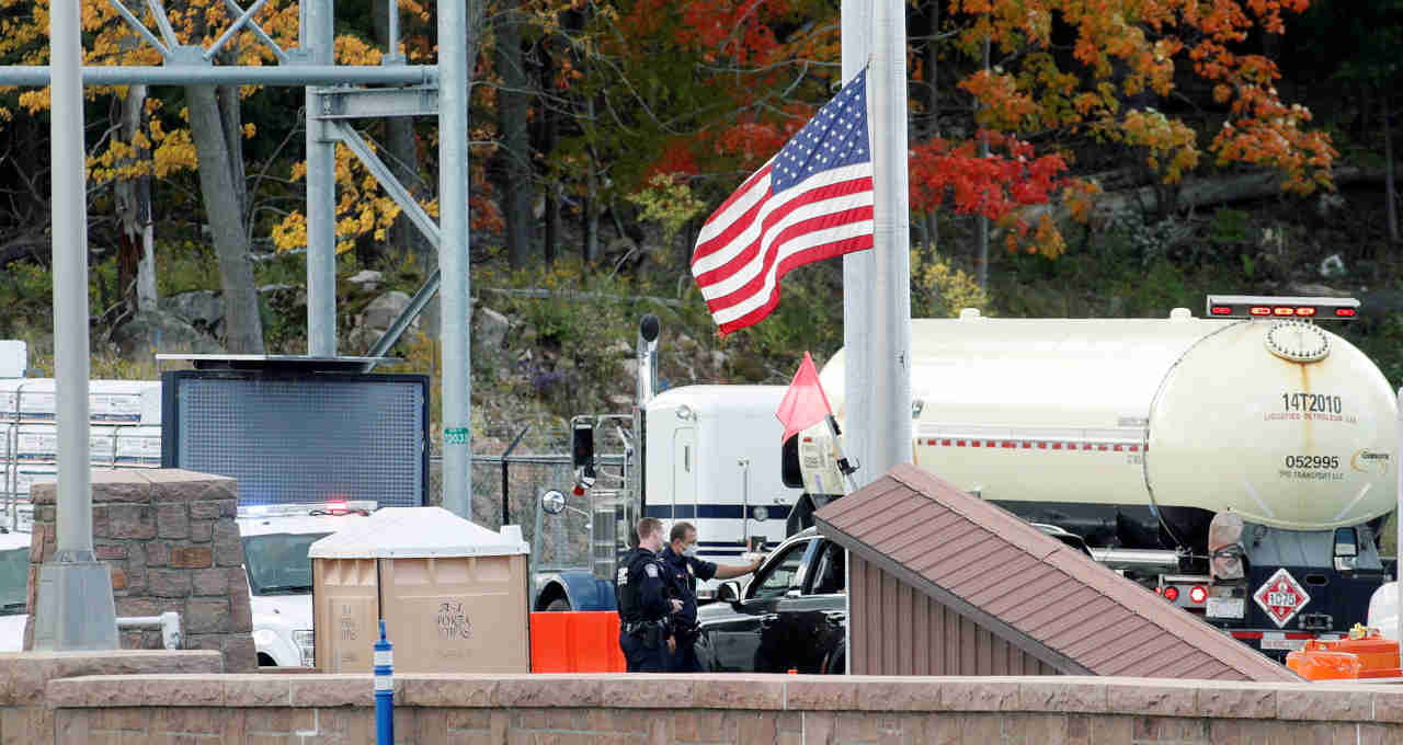 Fronteira Canadá-Estados Unidos em Lansdowne