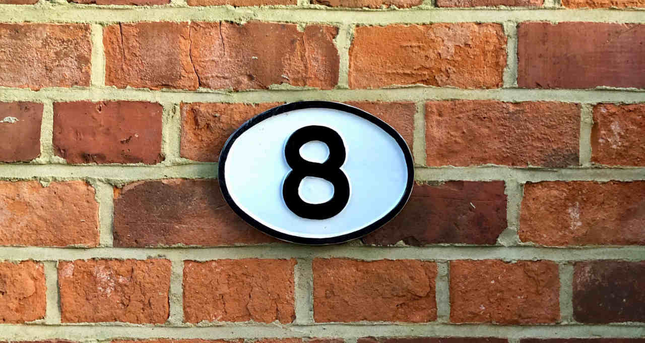 Número 8