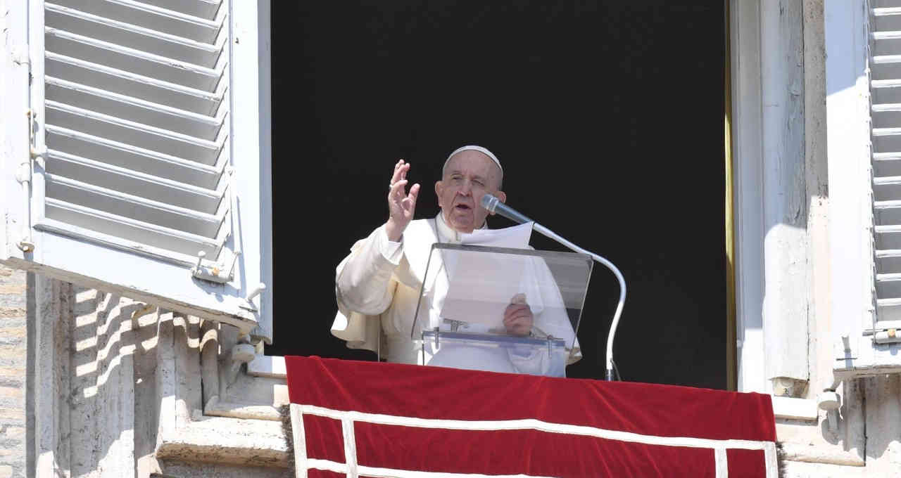 Papa Francisco endurece discurso contra invasão da Ucrânia em mensagem neste domingo 13 de março de 2022