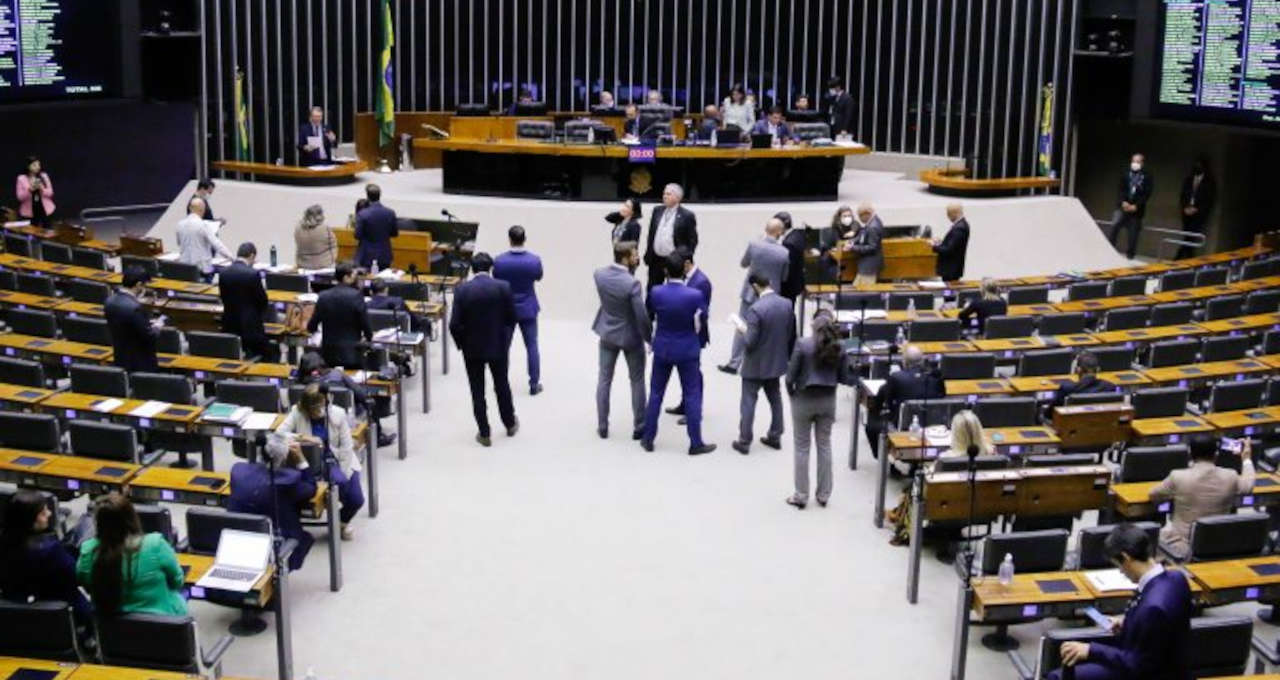 câmara dos deputados P.L criptoativos