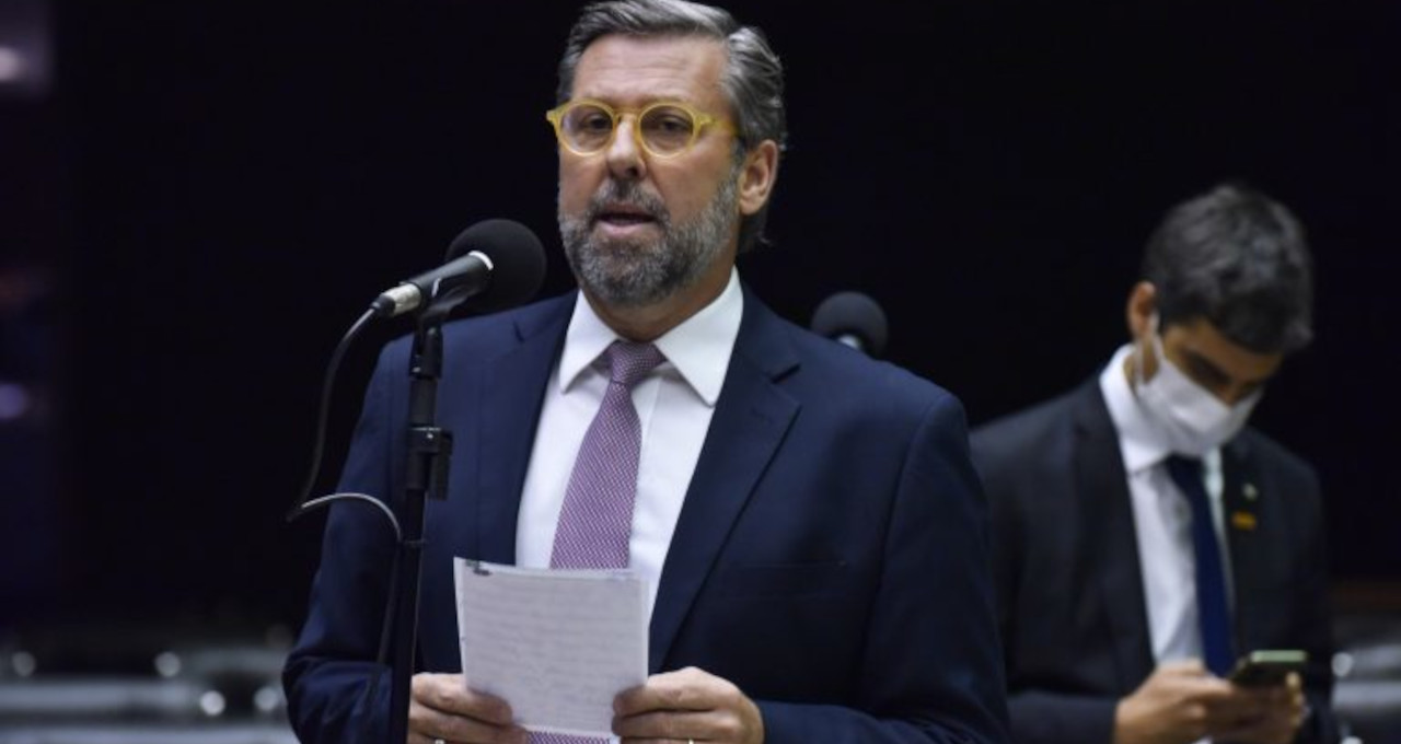 Deputado Carlos Sampaio