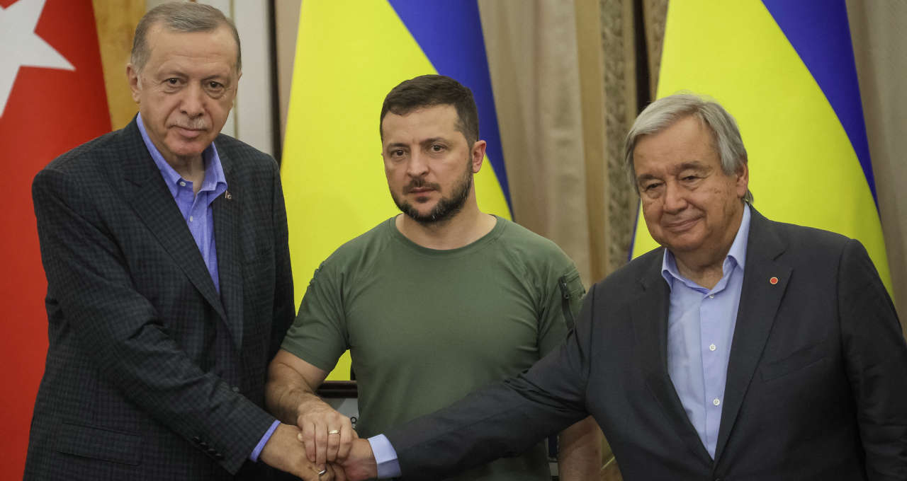 Volodymyr Zelenskiy, Tayyip Erdogan e António Guterres