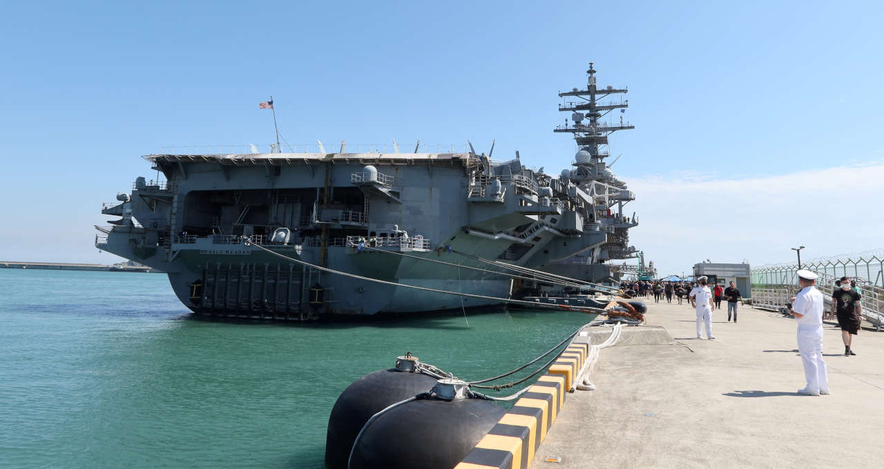 Porta-aviões USS Ronald Reagan