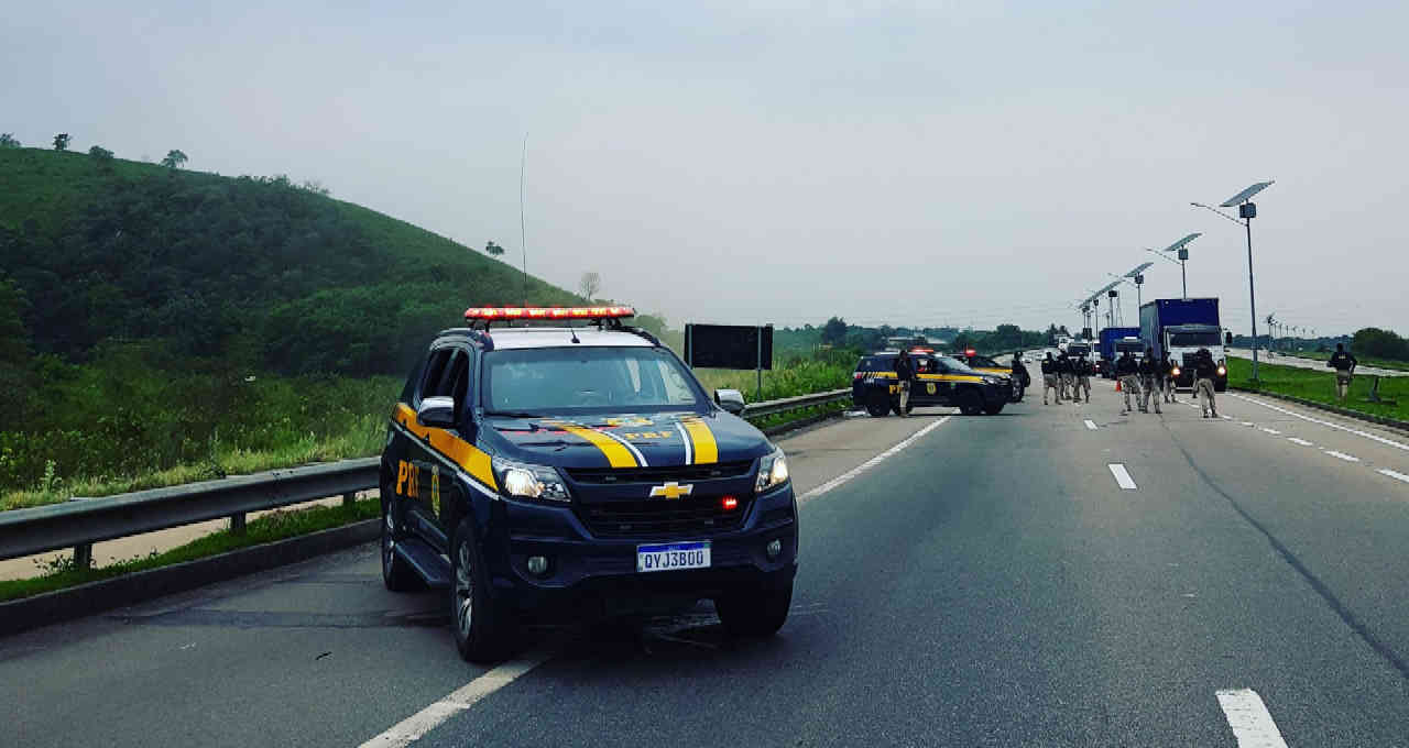 Polícia Rodoviária Federal PRF blitz segundo turno eleição eleições 2022