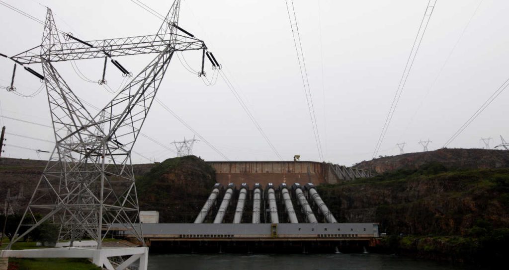 elétricas copel cpfl eletrobras dividendos auren aure3 taesa taee11 julho clima setor elétrico elétricas