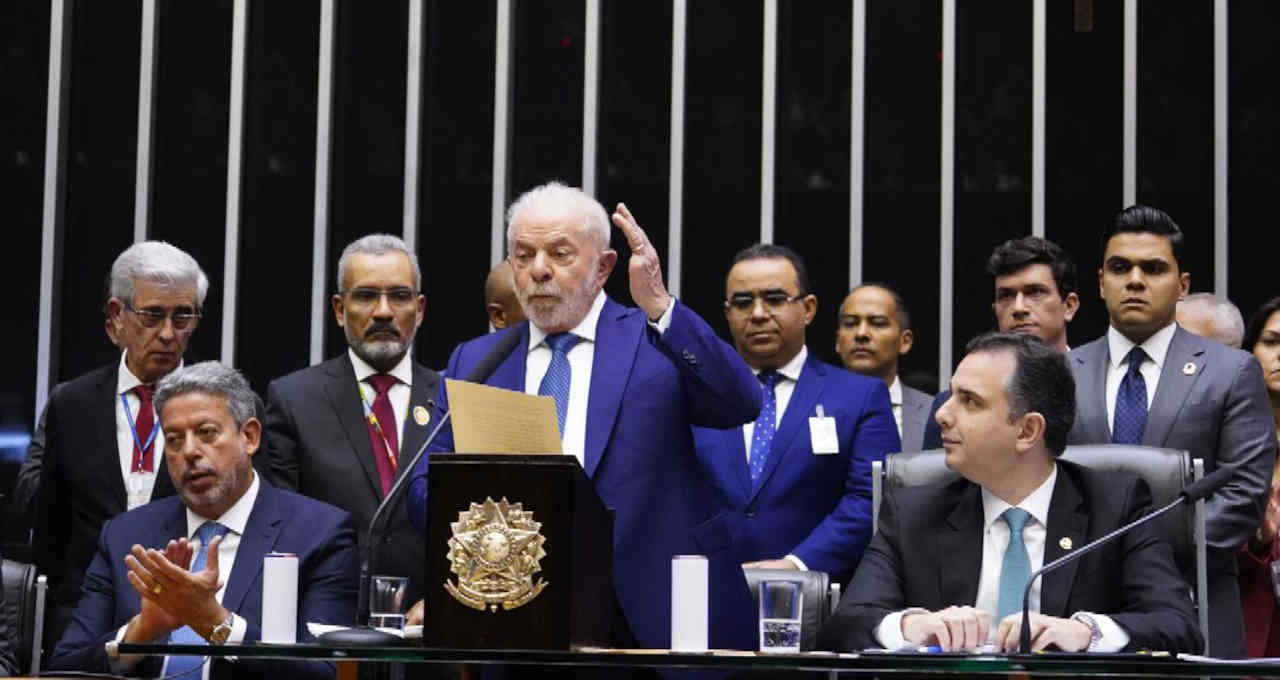 Luiz Inácio Lula da Slva posse 1º janeiro 2023 terceiro mandato Brasília fotos imagens cerimônia congresso