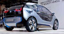 bmw i3 concept carro veículo elétrico parceria senai senac cni reindustrialização industrialização economia pib apimec