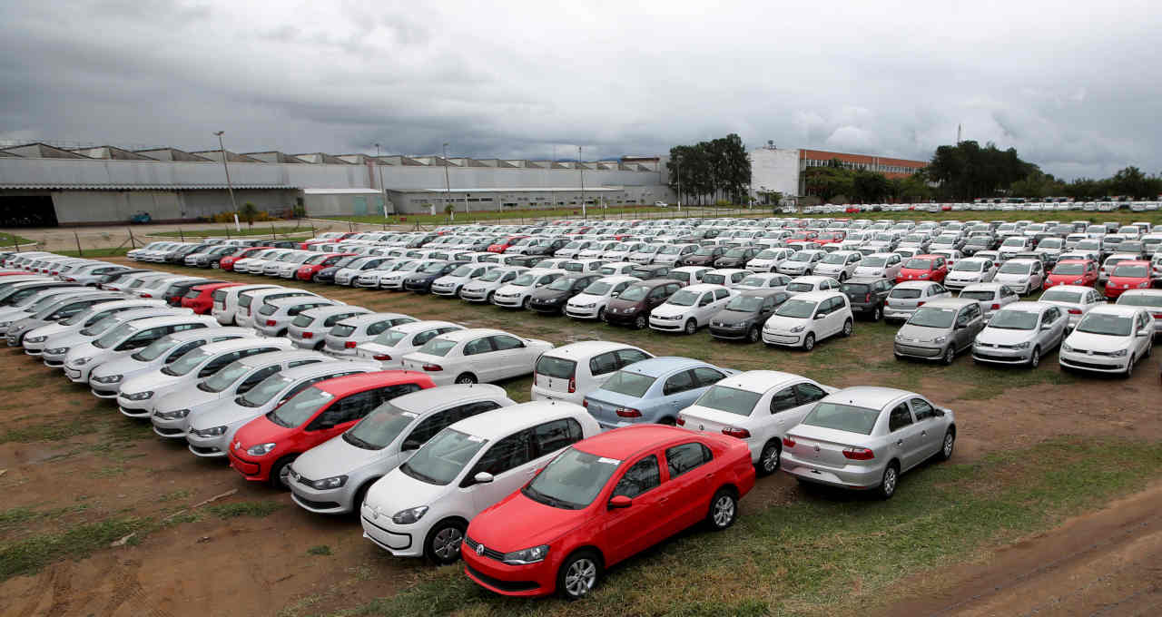 Carros populares, veículos, volkswagens