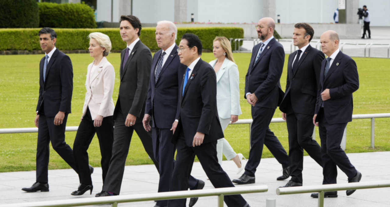 G7, Japão