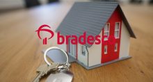 casa com logo do bradesco