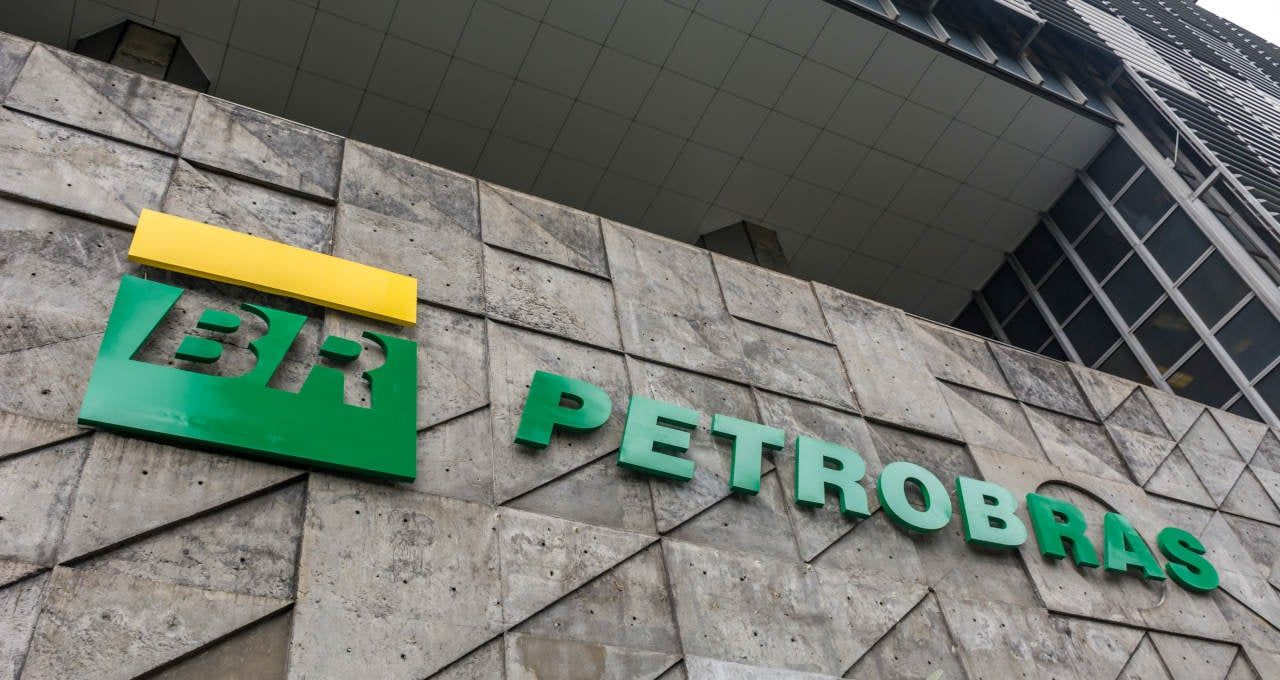 Segundo documento disponibilizado na CVM, o conselho de administração da Petrobras comprou R$ 67 milhões em ações da petroleira