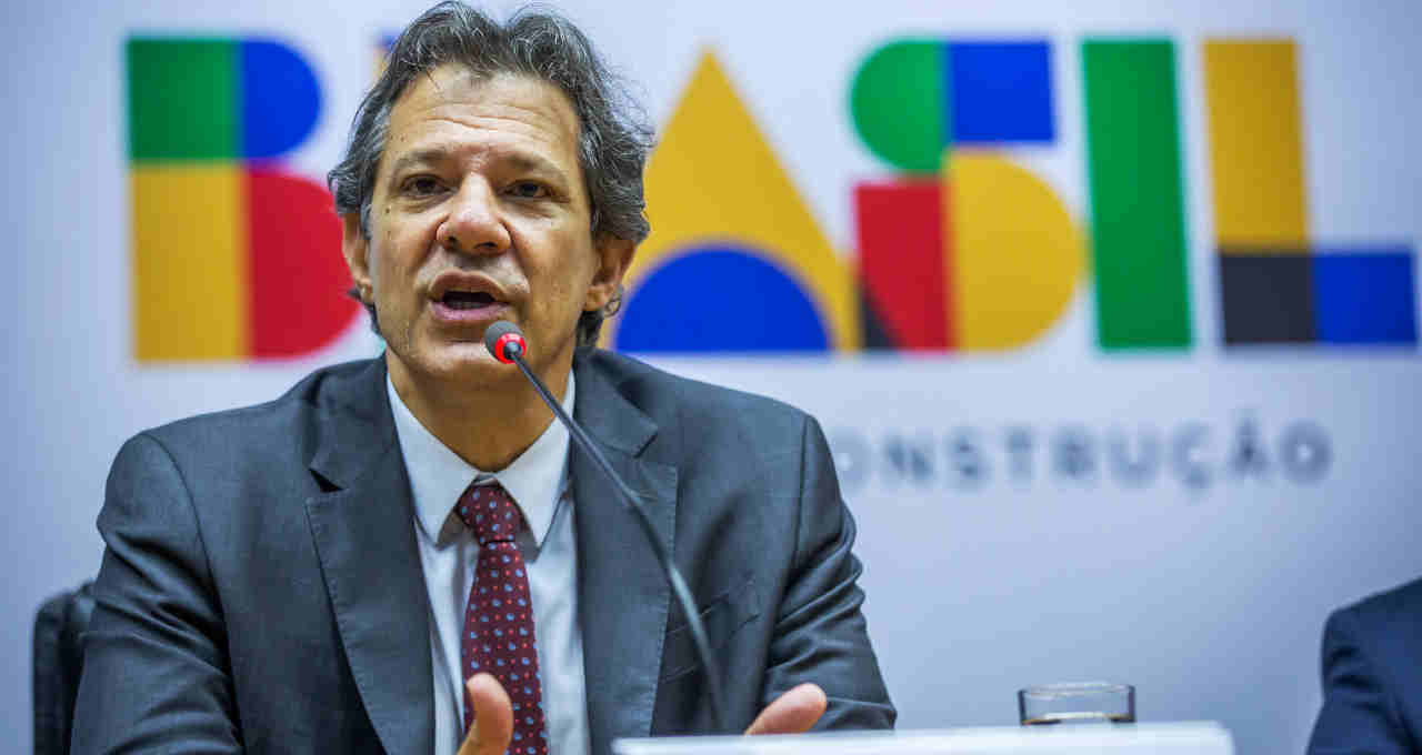 Ministro Fazenda Fernando Haddad coletiva imprensa 30 outubro 2023 meta fiscal rombo contas públicas economia indicados banco central