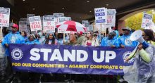 United Auto Workers UAW greve montadoras americanas estados unidos eua ford gm general motors stellantis aumento salários