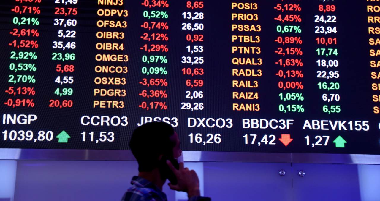 ibovespa hoje 27 fevereiro 2024 ações empresas ipca-15 inflação