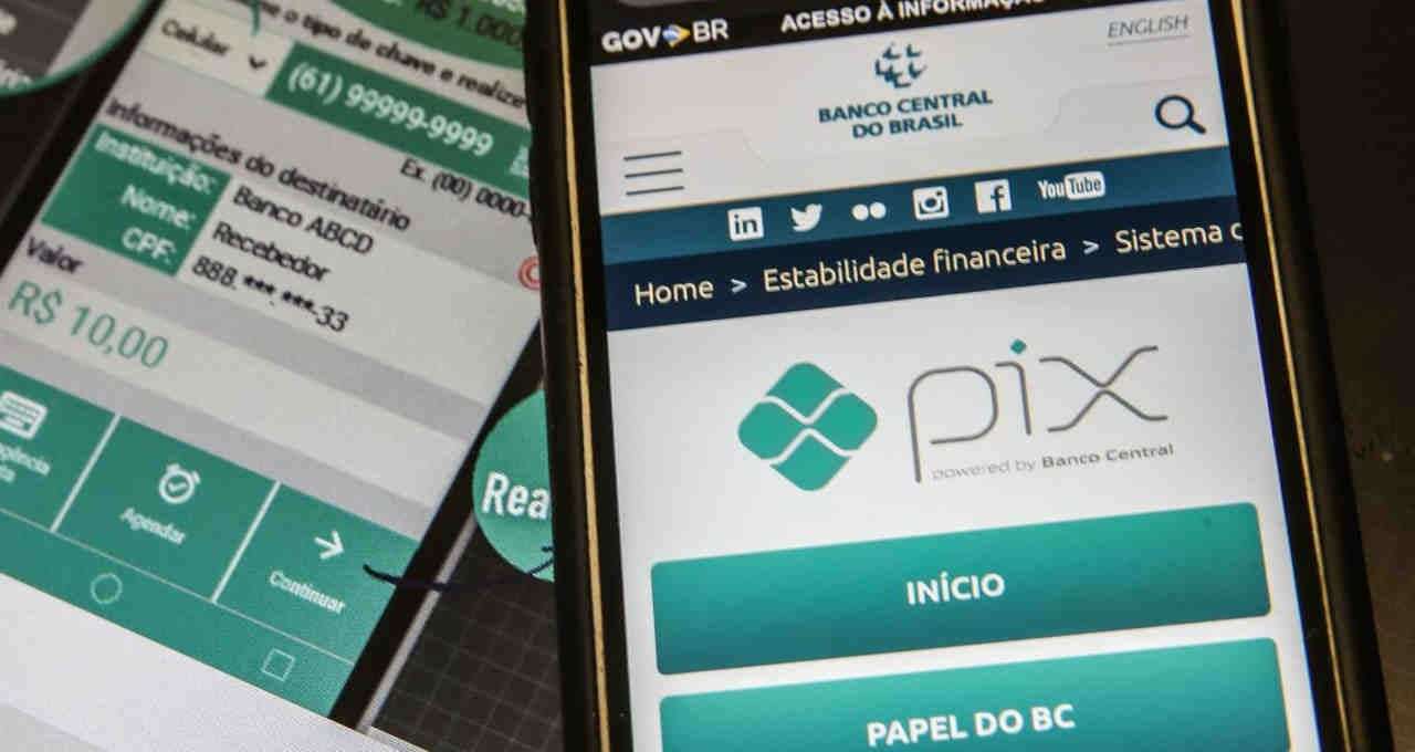 A redução se dá em meio às dúvidas que andam circulando na internet sobre como funcionará a nova medida que obriga as instituições financeiras a informar transações acima de R$ 5 mil por mês.